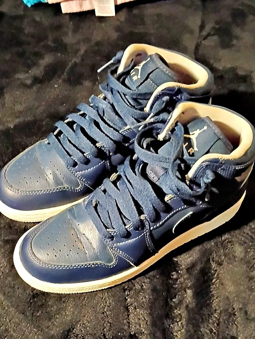 Jordan Air Jordan 1 Mid High-Top Sneakers in Blue & White, US 6Y